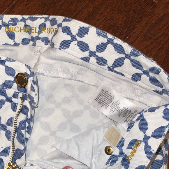 Pants - Picture 3 of 5